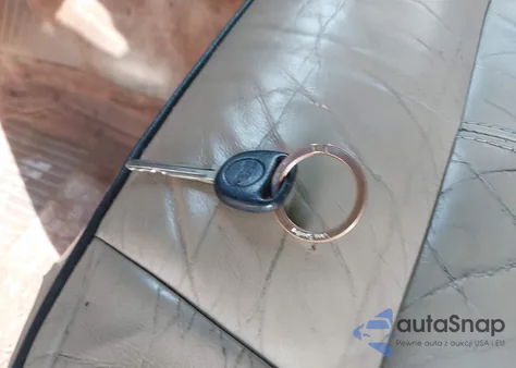 2006 Hummer H3 Suv from USA, damaged, VIN 5GTDN136468143495